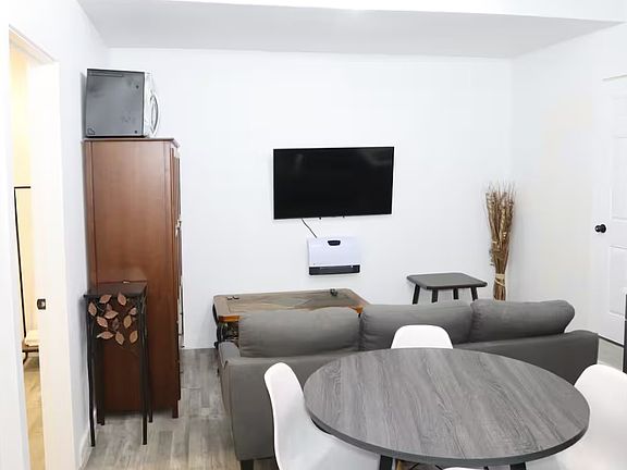 2nd image of 455 Pavonia Ave #1B