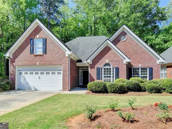 678 Retreat Dr, Dacula, GA 30019