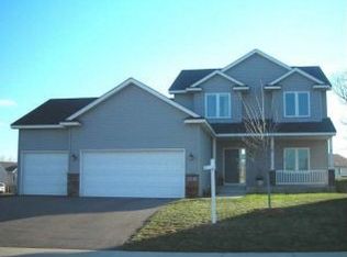 2062 140th St W, Rosemount, MN 55068