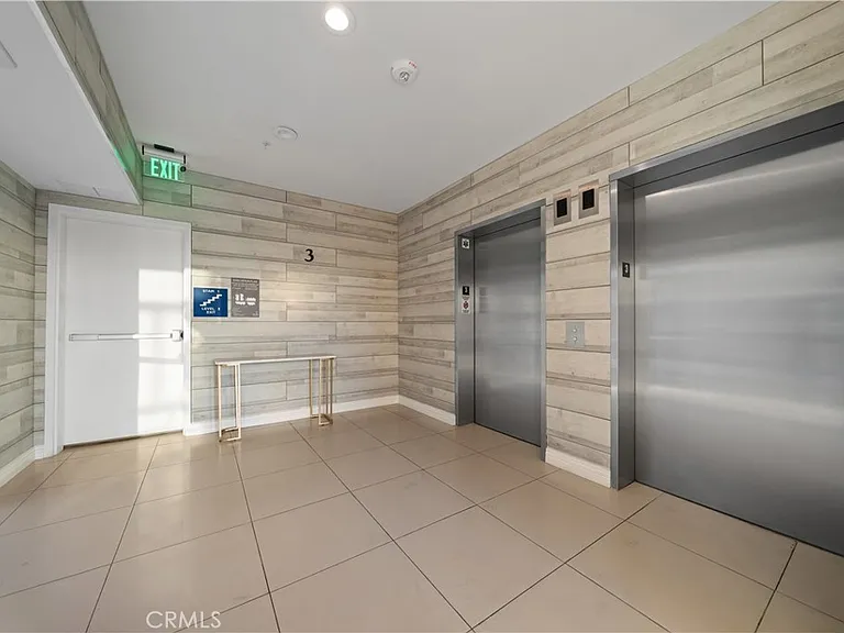 1598 Long Beach Blvd — Photo 28