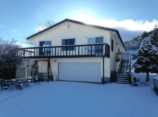 908 S Emerson St, Chelan, WA 98816
