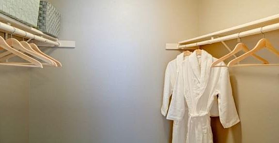 4th image of 1636 Honeysuckle Ln SW APT 23-303
