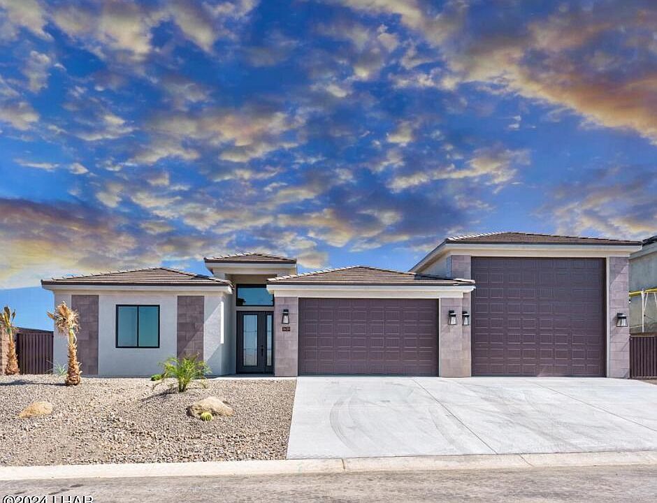 1st image of 1659 E Sandra Dr