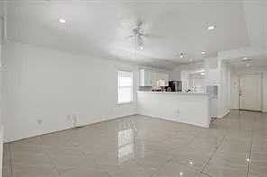 50 Thicket Grove Pl — Photo 6
