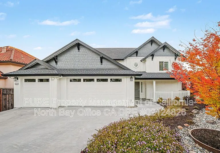 1920 Fountainview Cir — Photo 1