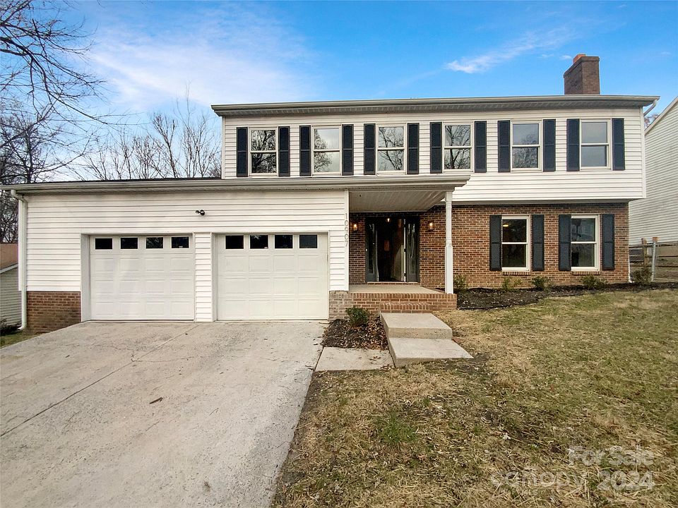 1st image of 10907 Magenta Ln