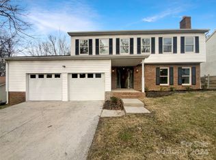 10907 Magenta Ln, Charlotte, NC 28262