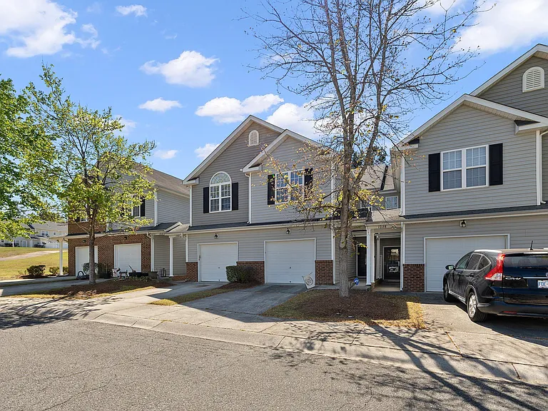 1210 Hadel Pl — Photo 4