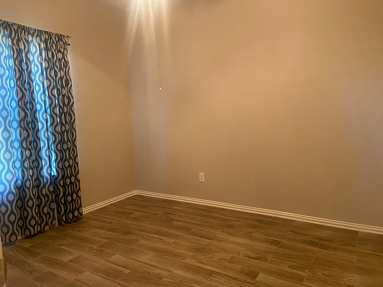 302 Crabapple Dr — Photo 19