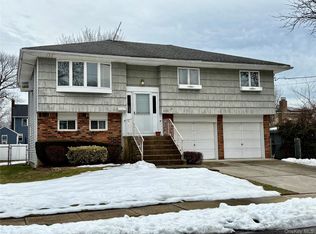 2191 Walsall Street, Seaford, NY 11783