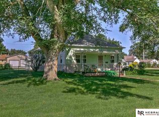 208 Colorado St, Murdock, NE 68407