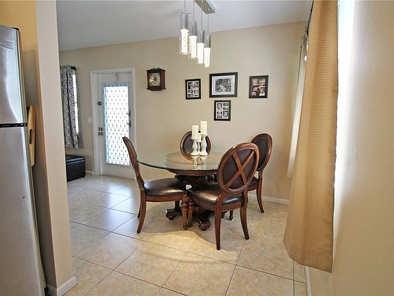 5th image of 229 Tilford K #229