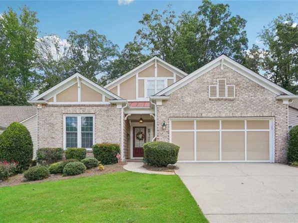 5040 Duke Dr, Cumming, GA 30040