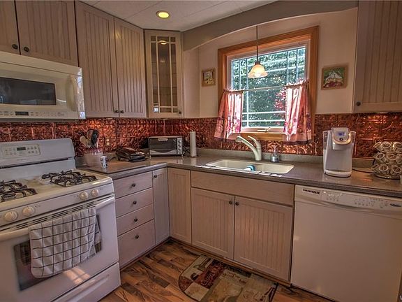 5th image of 5059 Clarice Dr