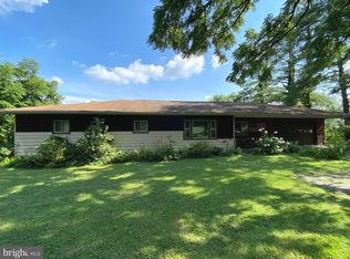 835 Belle Vista Dr, Enola, PA