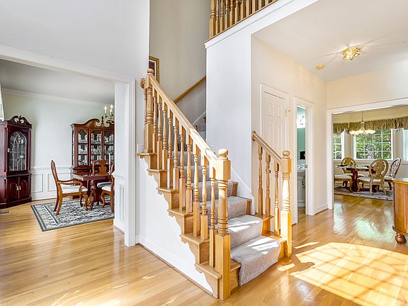 3rd image of 10801 Kriserin Cir