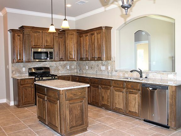 3rd image of 1100 Green Wood