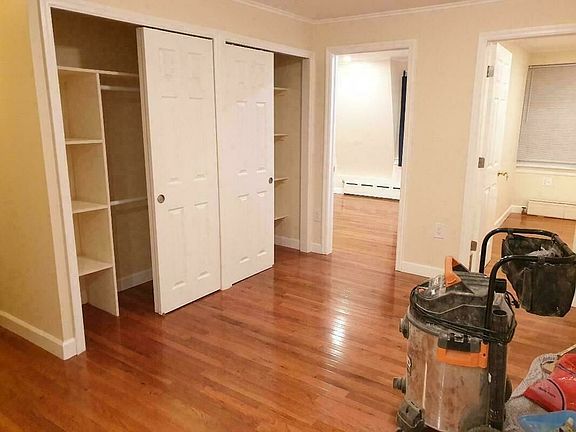 5th image of 2071 32nd St #2