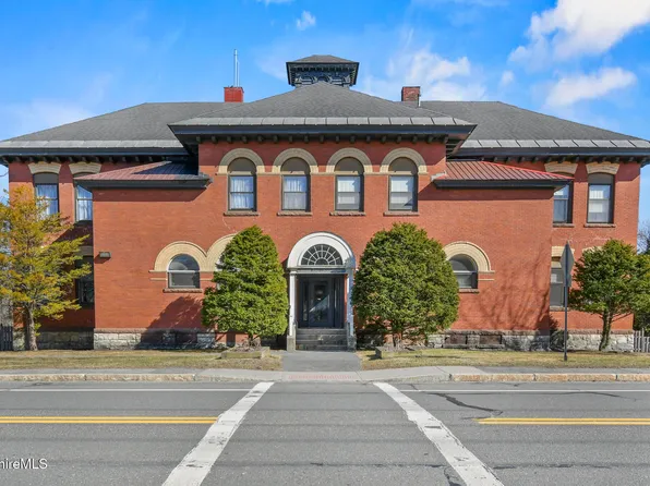 60 North St APT 9, Dalton, MA 01226