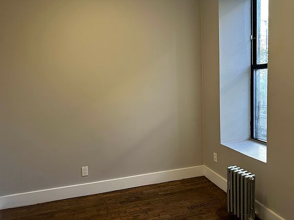 5th image of 122 E 103rd St #2