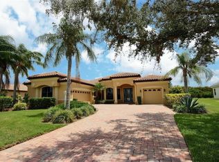 611 Country Meadows Way, Bradenton, FL 34212