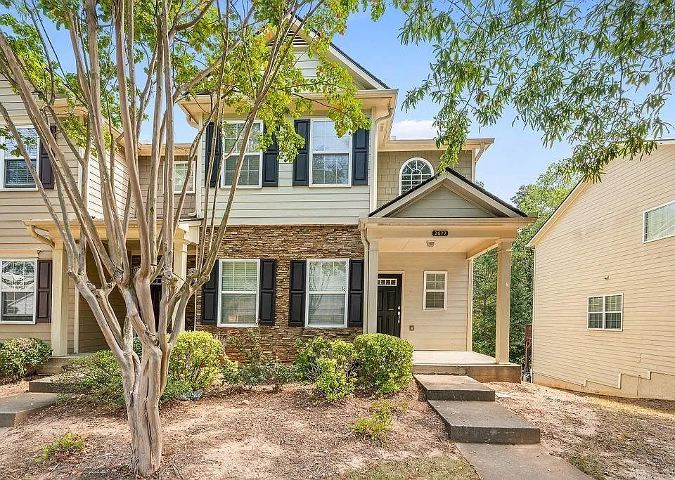 2677 Cedar Dr