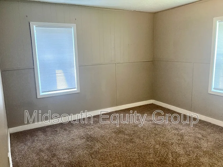 108 Muse St — Photo 13