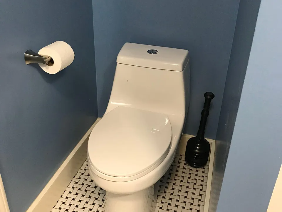 Full Bathroom Toilet