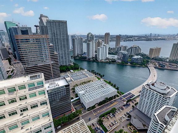 2nd image of 950 Brickell Bay Dr APT 4504