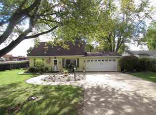 608 E Jefferson St, Columbia City, IN 46725