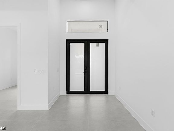 5th image of 7 SW 19th Pl