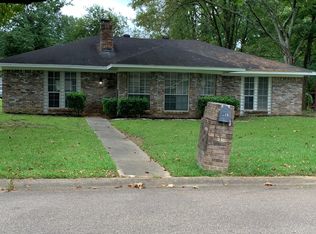 226 Cedarwood Dr, Jackson, MS 39212