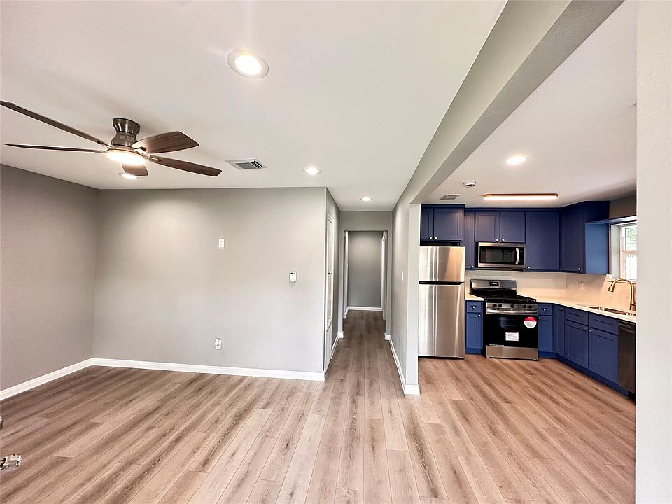 1st image of 4519 Oak Shadows Dr