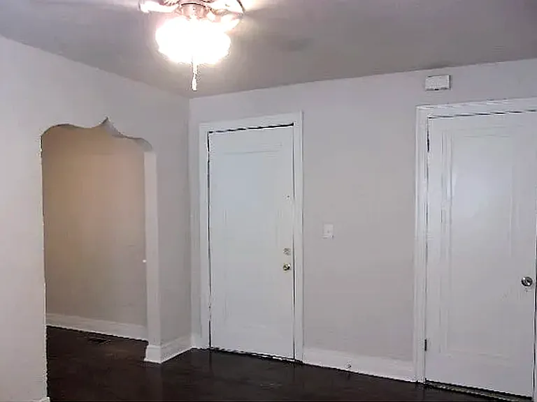 1718 N Indiana Ave #1 — Photo 6