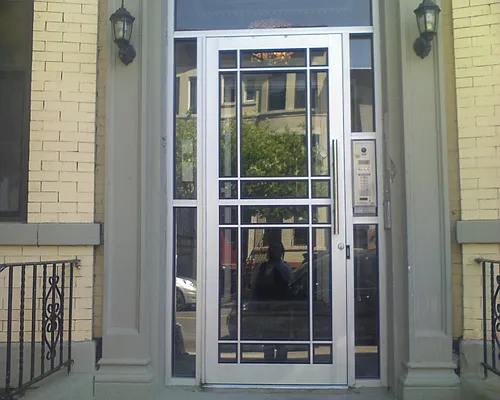 Rented by Brooklyn Vertical Inc. | media 4