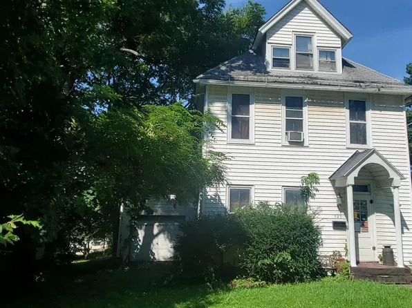 525 S Garfield Ave, Burlington, IA 52601