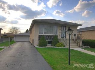 8214 Mason Ave, Burbank, IL