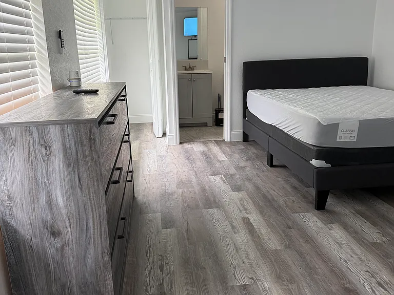 Florida Woods Ln — Photo 4
