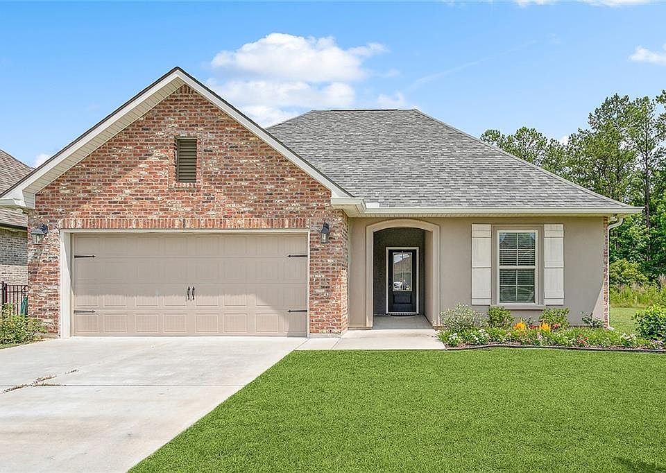 1st image of 605 Terrace Lake Dr