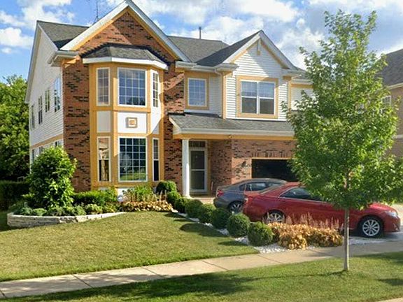 3rd image of 829 Clover Ridge Ln