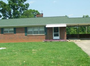 623 Meadowood St, Hudson, NC 28638