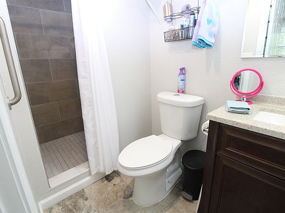 5th image of 613 Whittaker Rd