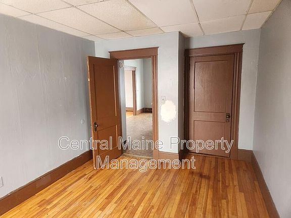 4th image of 131 Horton St APT 4