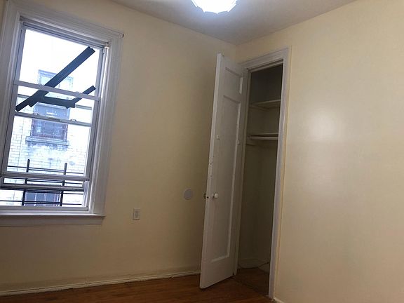 2nd image of 60 E 208th St