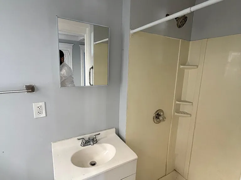 56 Cypress St #2 — Photo 6