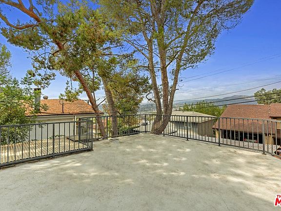 3rd image of 3776 Cazador St