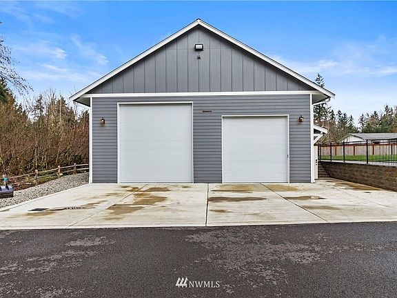 3rd image of 15015 62nd Ave E