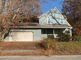 592 Homeland Rd, Carneys Pt, NJ 08069