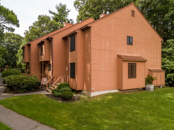 87 Dunvegan Woods, Hampton, NH 03842
