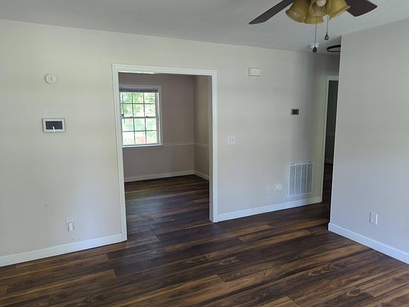 5th image of 1113 Magnolia St